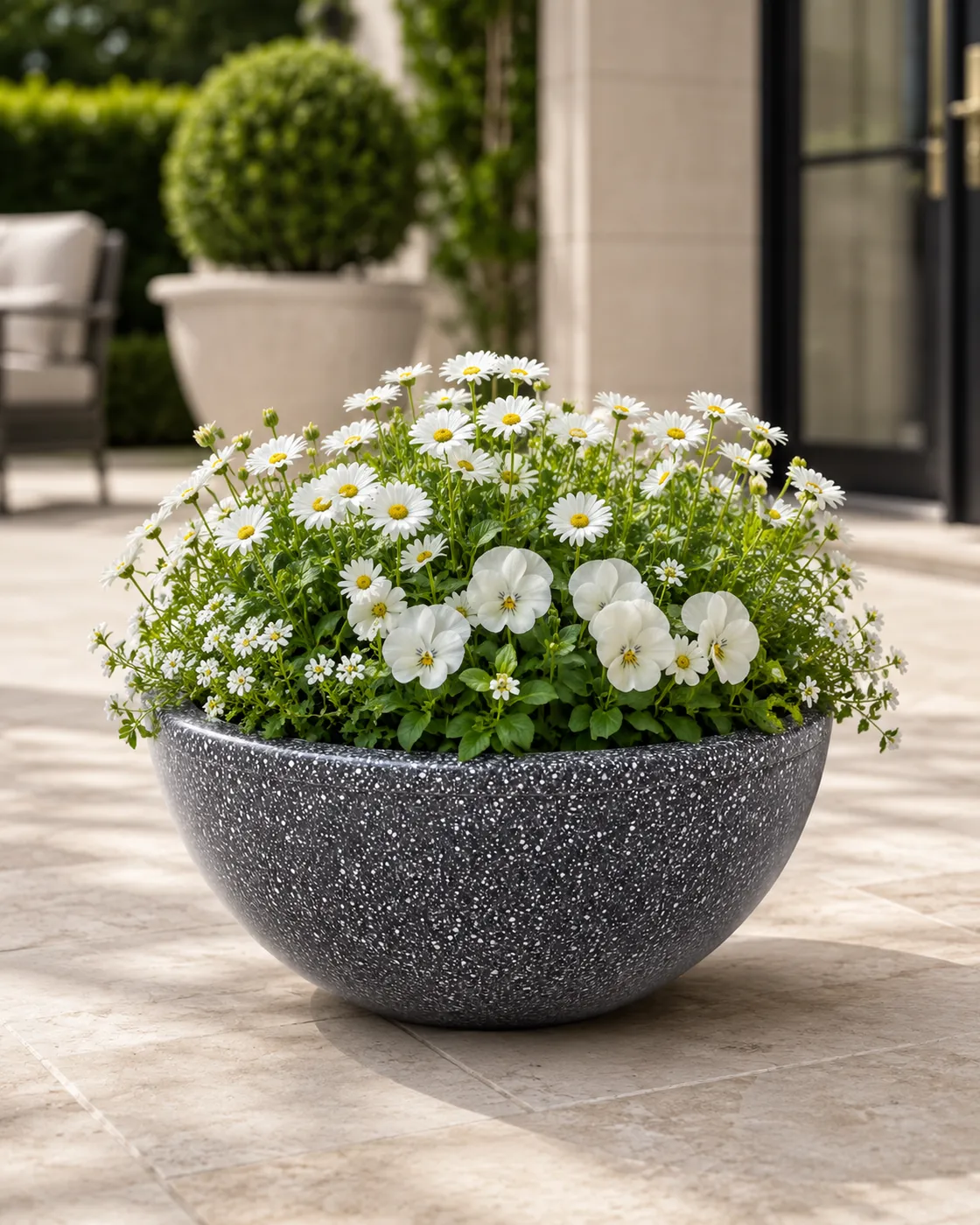 Fahari Half Sphere planter