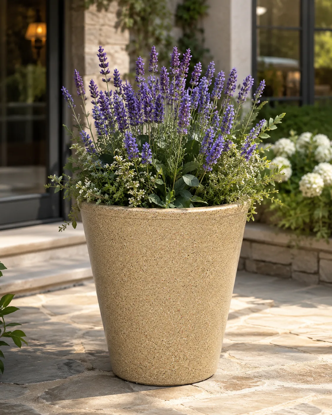 Fahari Tall Cone planter